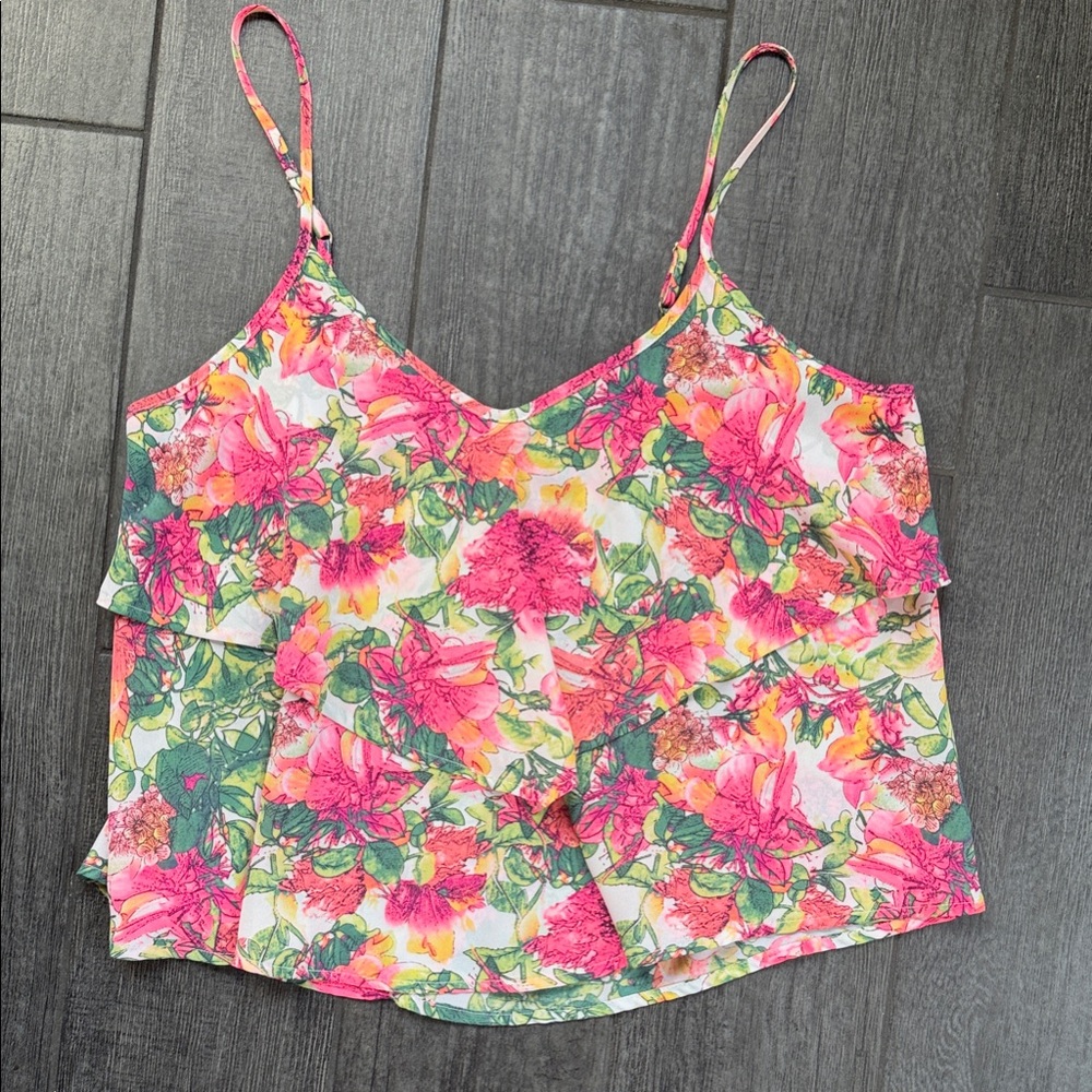 🔥 Astr Floral Pink & Green Spaghetti Strap Cami MEDIUM